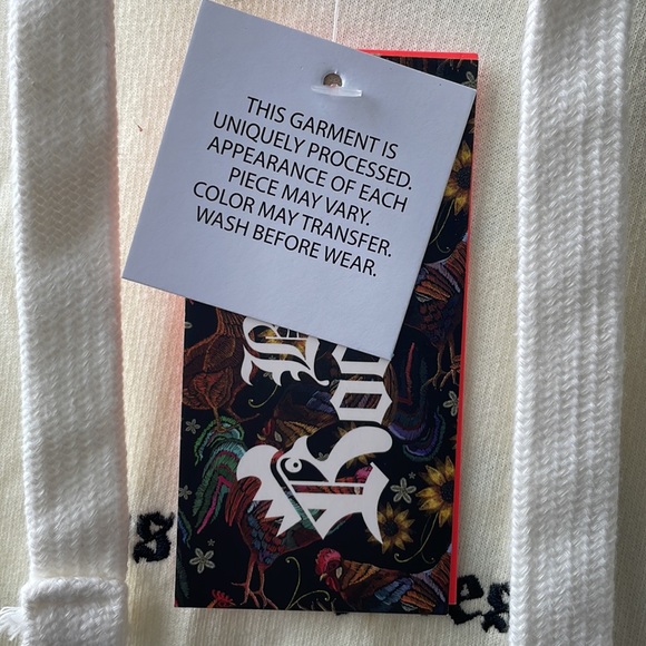 NEW Blind Rooster Yellow Long-sleeve Hoodie - Picture 5 of 7